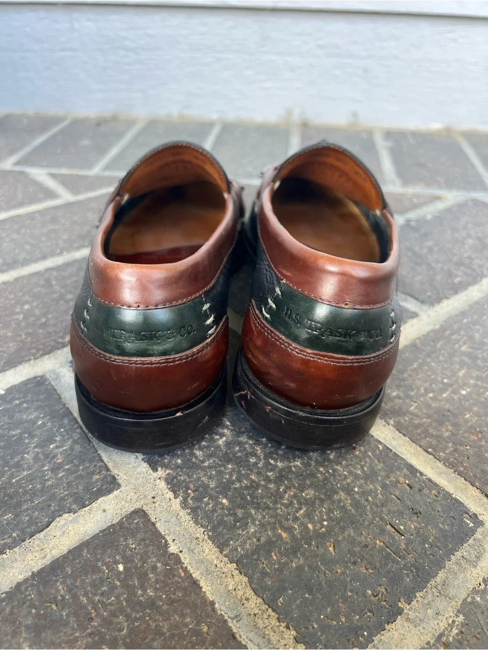 EUC Men’s 8.5 H.S. Trask Leather Tassel Kiltie Loafers